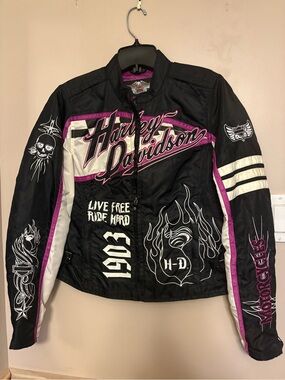 Woman’s Vintage Harley ‑Davidson Graphic Women's Bomber Jacket